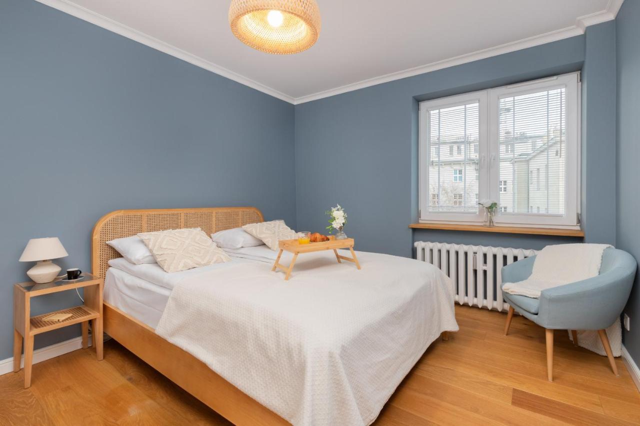 Cozy Pastel Two Bedroom Apartment In Central Gdynia By Noclegi Renters エクステリア 写真